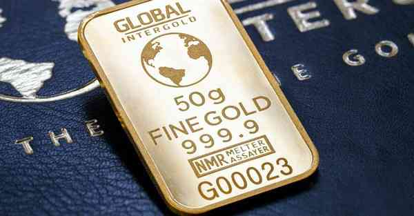 辅导学生学习智能机器人