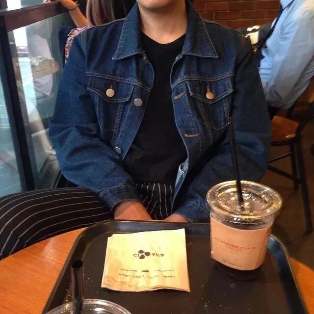 关奇震婉