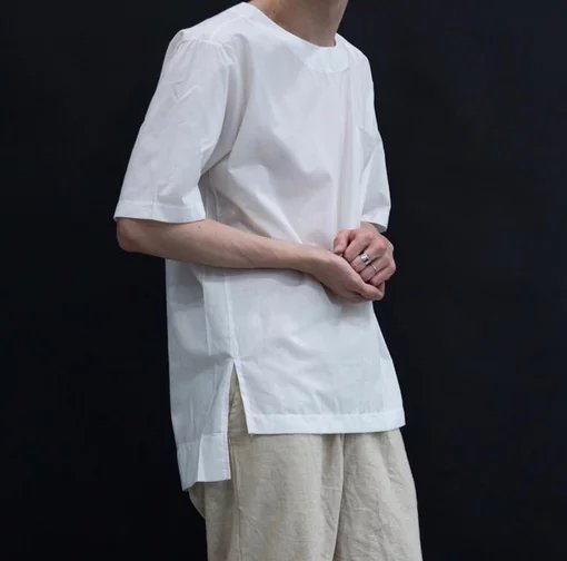 东方凝勇骅