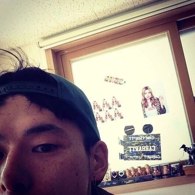 池榕琬晨