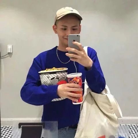 邹华绿凝